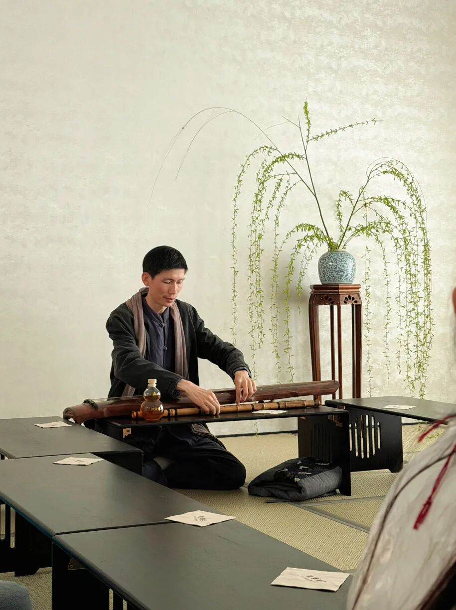 1776321964703341AalC.jpg ba0d89d15575d92ce2533158622b6384.jpg